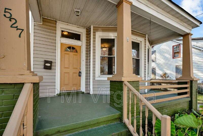 527 West 26th Street - Photo 4 of 47