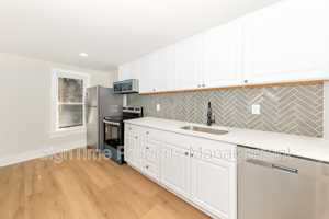 featured image of 152 East South Street