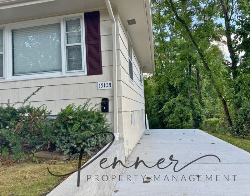 1510 Independence Drive - Photo 2 of 12