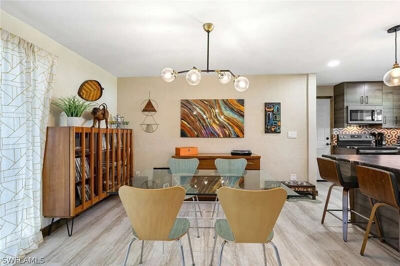 2635 Se 18th Pl - Photo 6 of 34