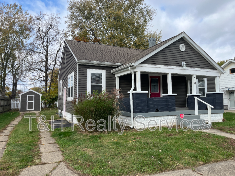 310 Barton Ave - Photo 3 of 26