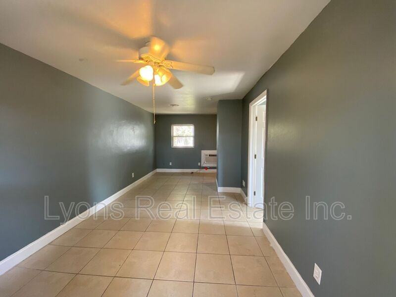 40 Willis Rd #1 - Photo 3 of 7
