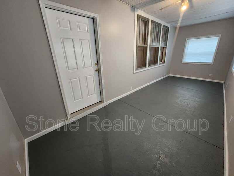 1401 S 25th St - Photo 2 of 19