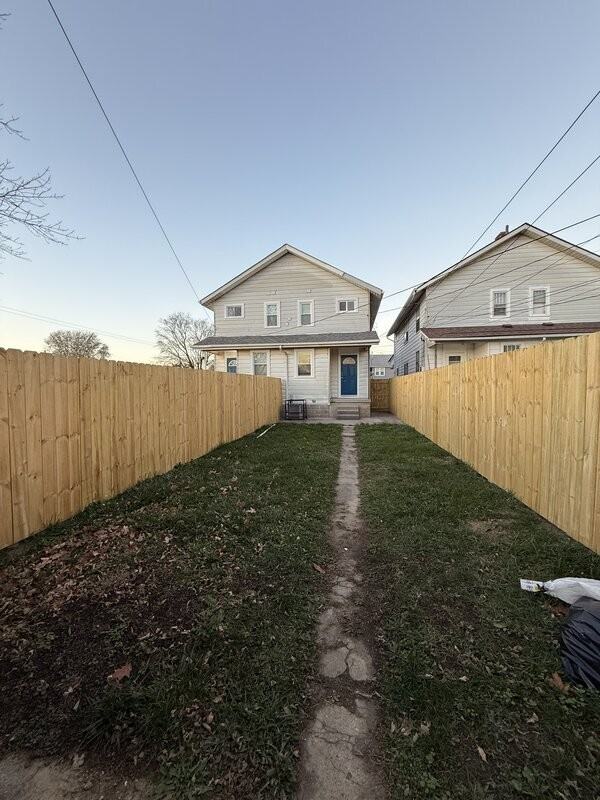 207 E Southwood Ave - Photo 5 of 29