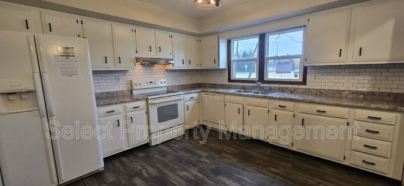 3519 Shoaff Park River Dr - Photo 2 of 21