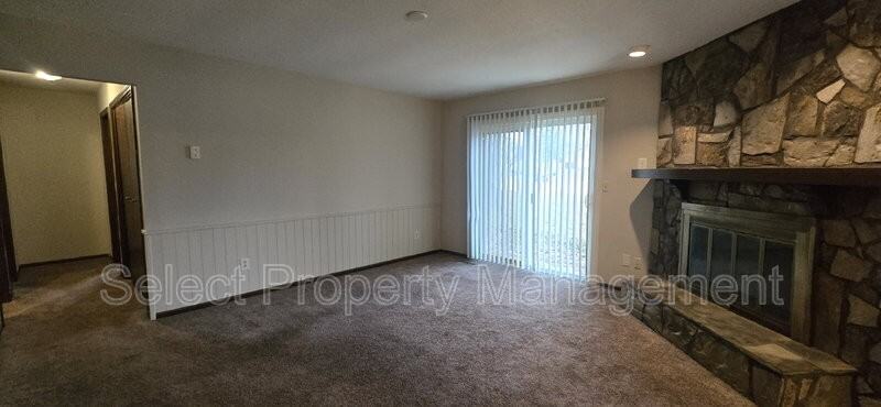 3519 Shoaff Park River Dr - Photo 4 of 21