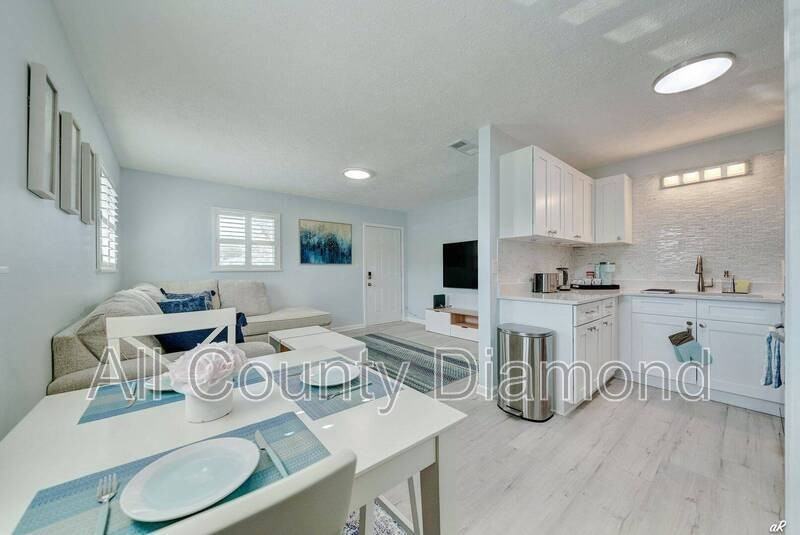 7308 Sunset Ave #A - Photo 4 of 24