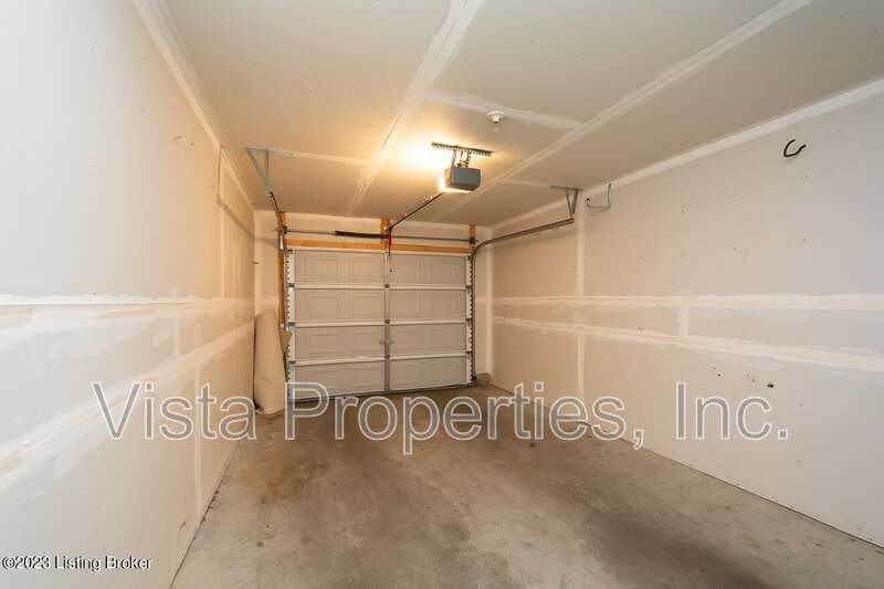 2704 Bradford Commons Dr #201 - Photo 6 of 36