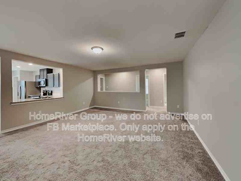 15215 Liberty Sta - Photo 2 of 27