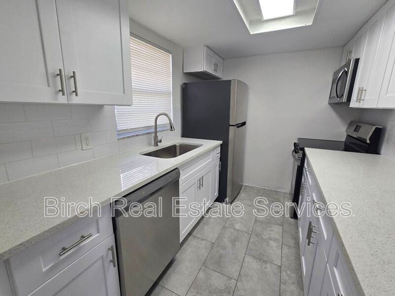 5342 Cotee River Dr - Photo 4 of 9