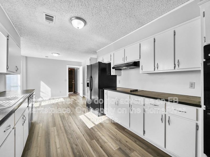 1552 Golf Link Dr - Photo 7 of 24