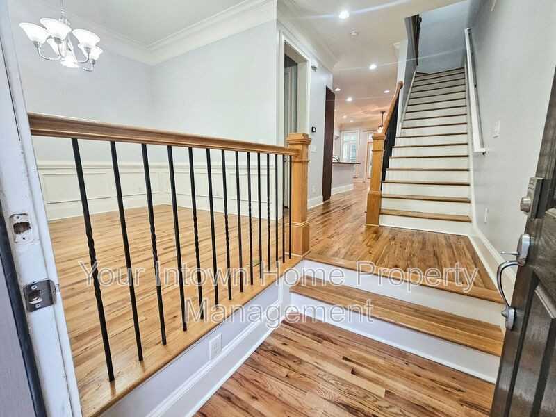 2380 Crescent Park Ct #4 - Photo 5 of 50