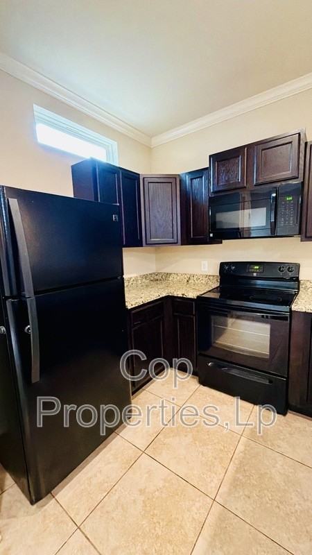 7102 Micayla Cv #103 - Photo 7 of 24