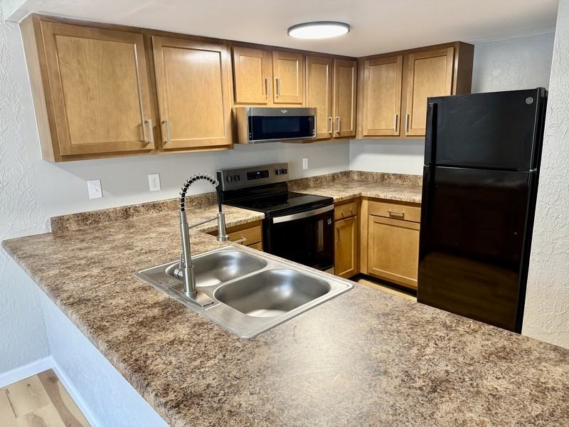 204 W Wesley Dr #204 - Photo 7 of 24