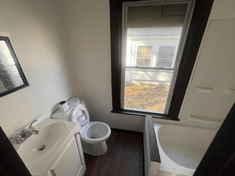 213 Flint St - Photo 7 of 8