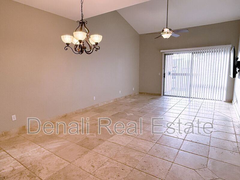 205 North 74th Street #219 - Photo 4 of 24