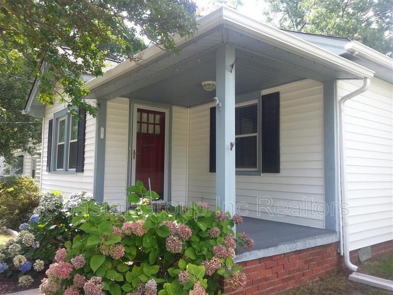 141 W Ocean Ave - Photo 2 of 18