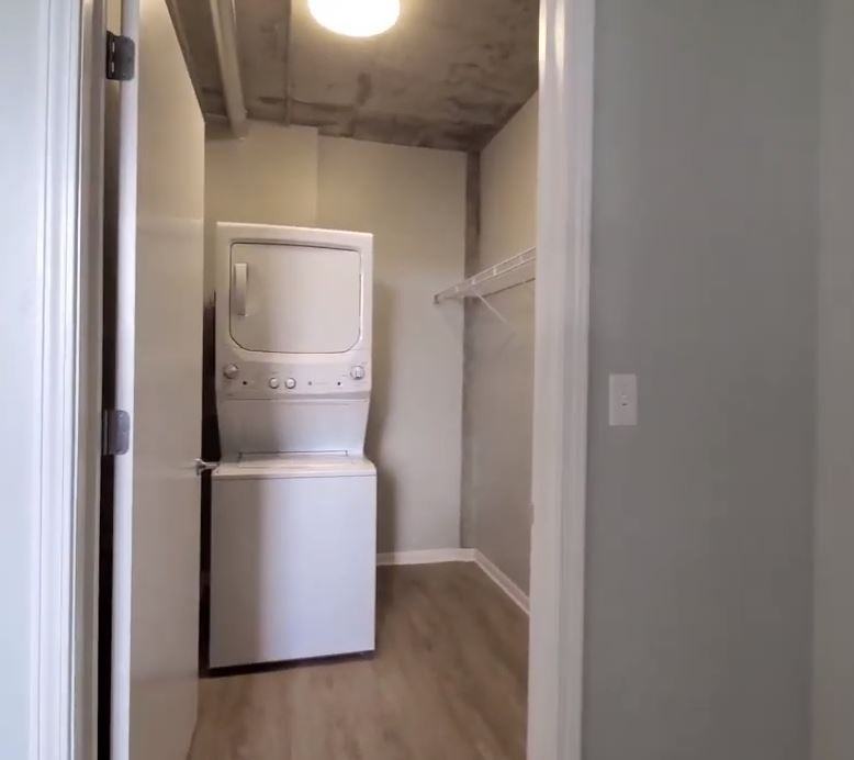 W Belmont Ave & N Clark St - Photo 4 of 7