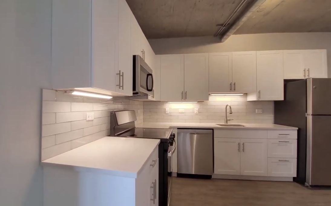 W Belmont Ave & N Clark St - Photo 5 of 7