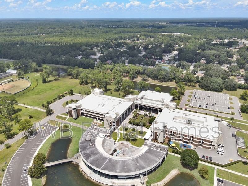 10825 Key Haven Blvd #707 - Photo 4 of 25