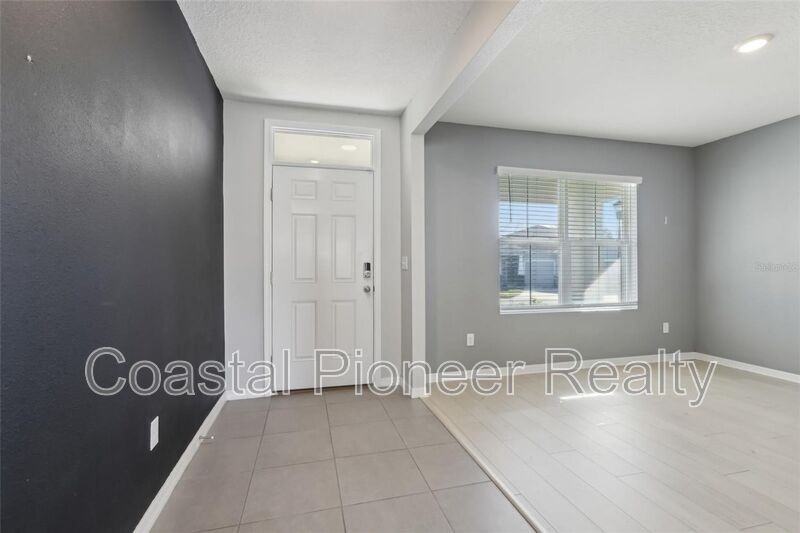 2604 Knight Island Drive - Photo 3 of 24