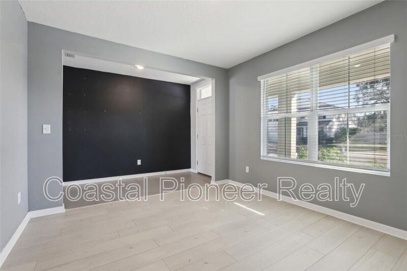 2604 Knight Island Drive - Photo 4 of 24