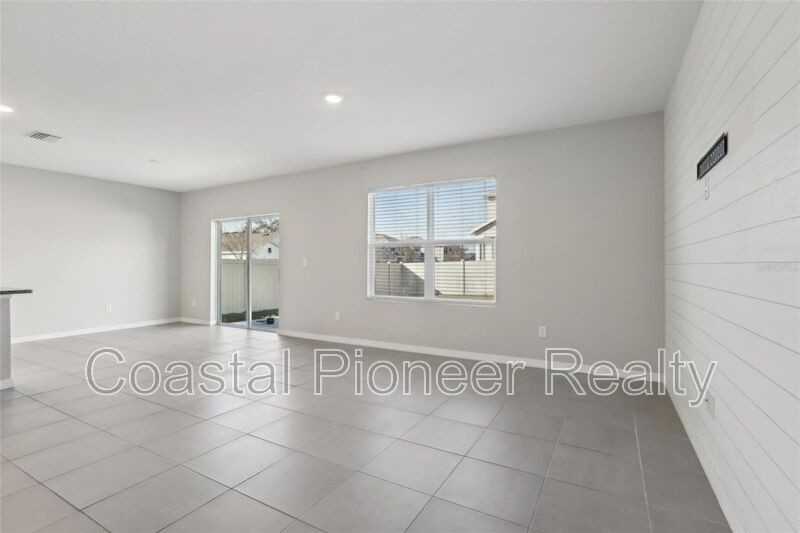 2604 Knight Island Drive - Photo 5 of 24