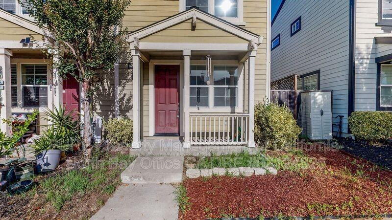 2638 N Village Dr - Photo 6 of 49