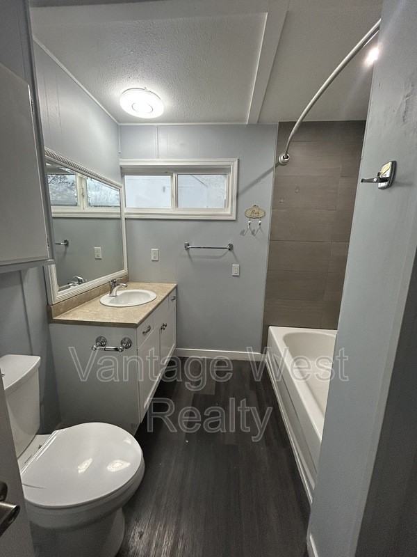 2417 Apollo Road - Photo 7 of 10