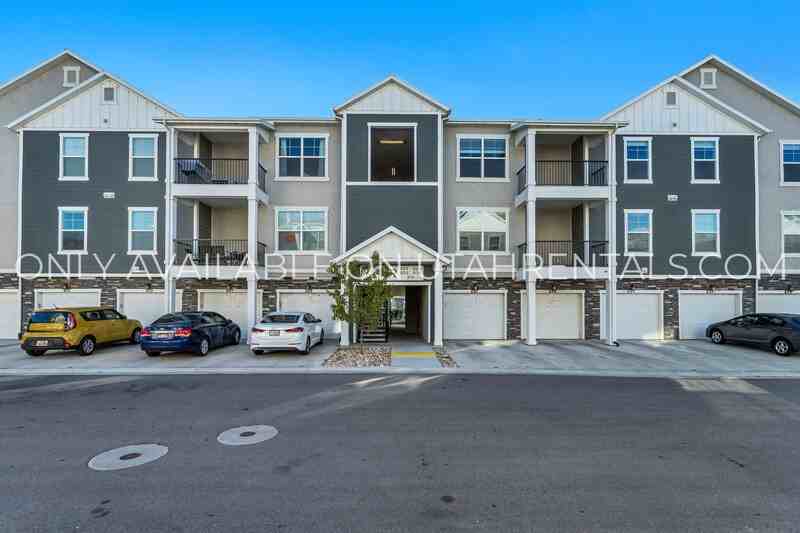 627 N Sun Peak Dr - Photo 3 of 18