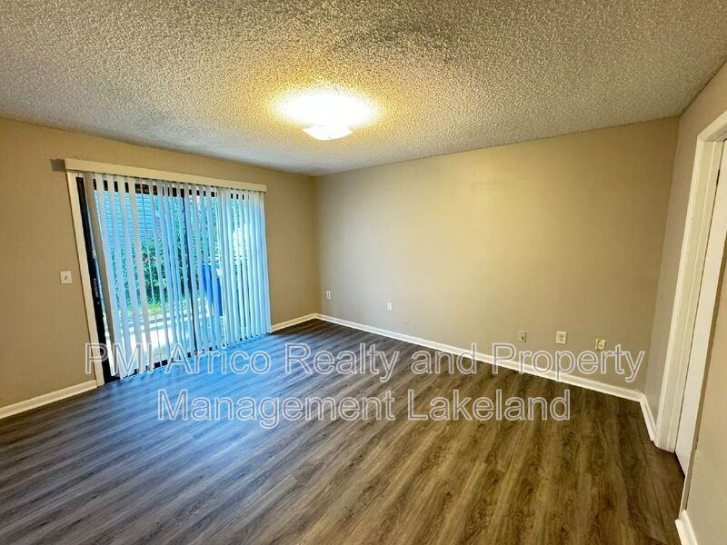 3545 Raintree Way - Photo 6 of 15