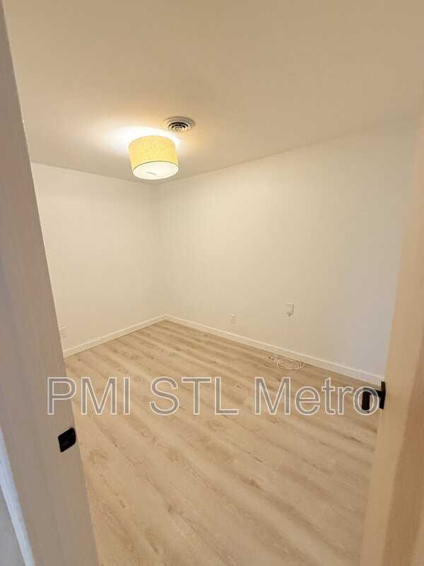 7301 Tulane Ave - Photo 7 of 12