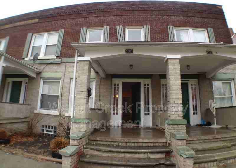 2105 E 31st St #2105