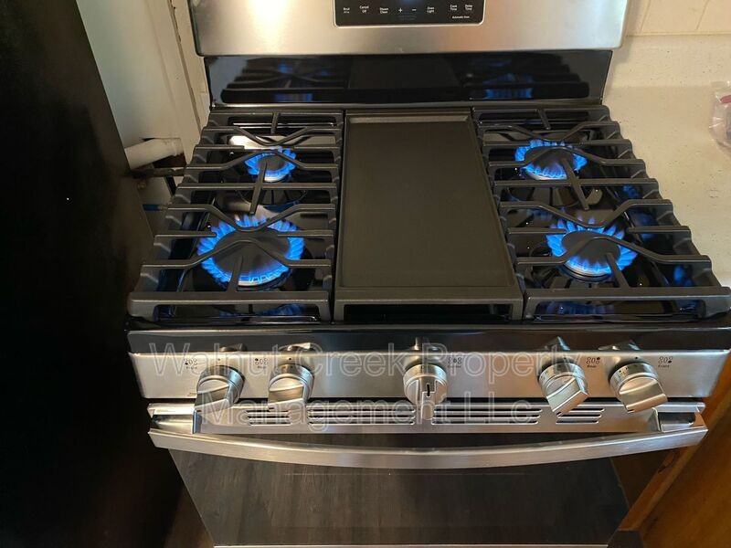 780 Oberlin Rd #A8 - Photo 6 of 27