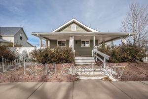 featured image of 903 West 15th Street