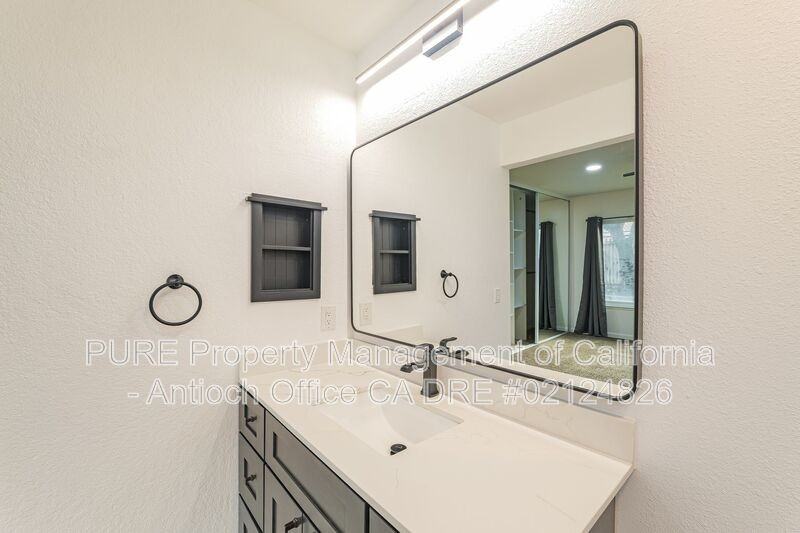 4410 Sugar Maple Ct - Photo 2 of 20