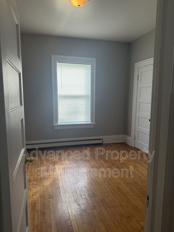 3113 W Mckinley Blvd #3 - Photo 3 of 12