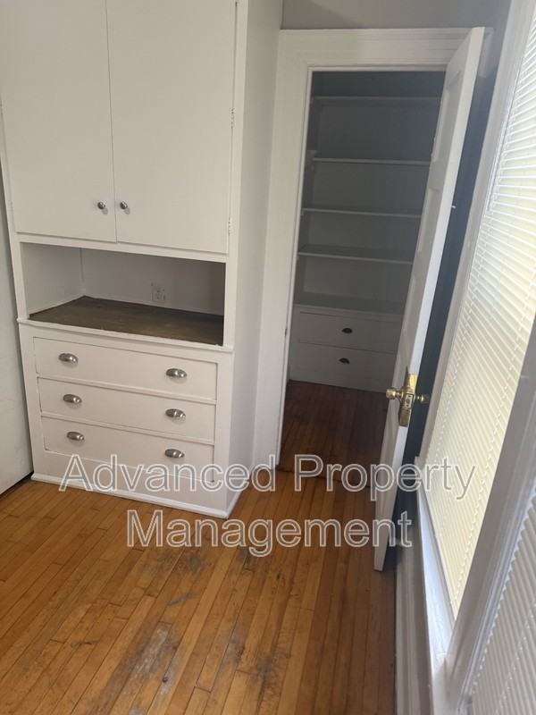 3113 W Mckinley Blvd #3 - Photo 7 of 12