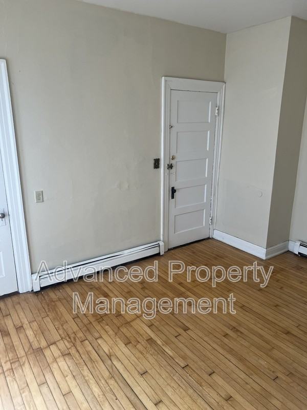 3113 W Mckinley Blvd #2 - Photo 6 of 15