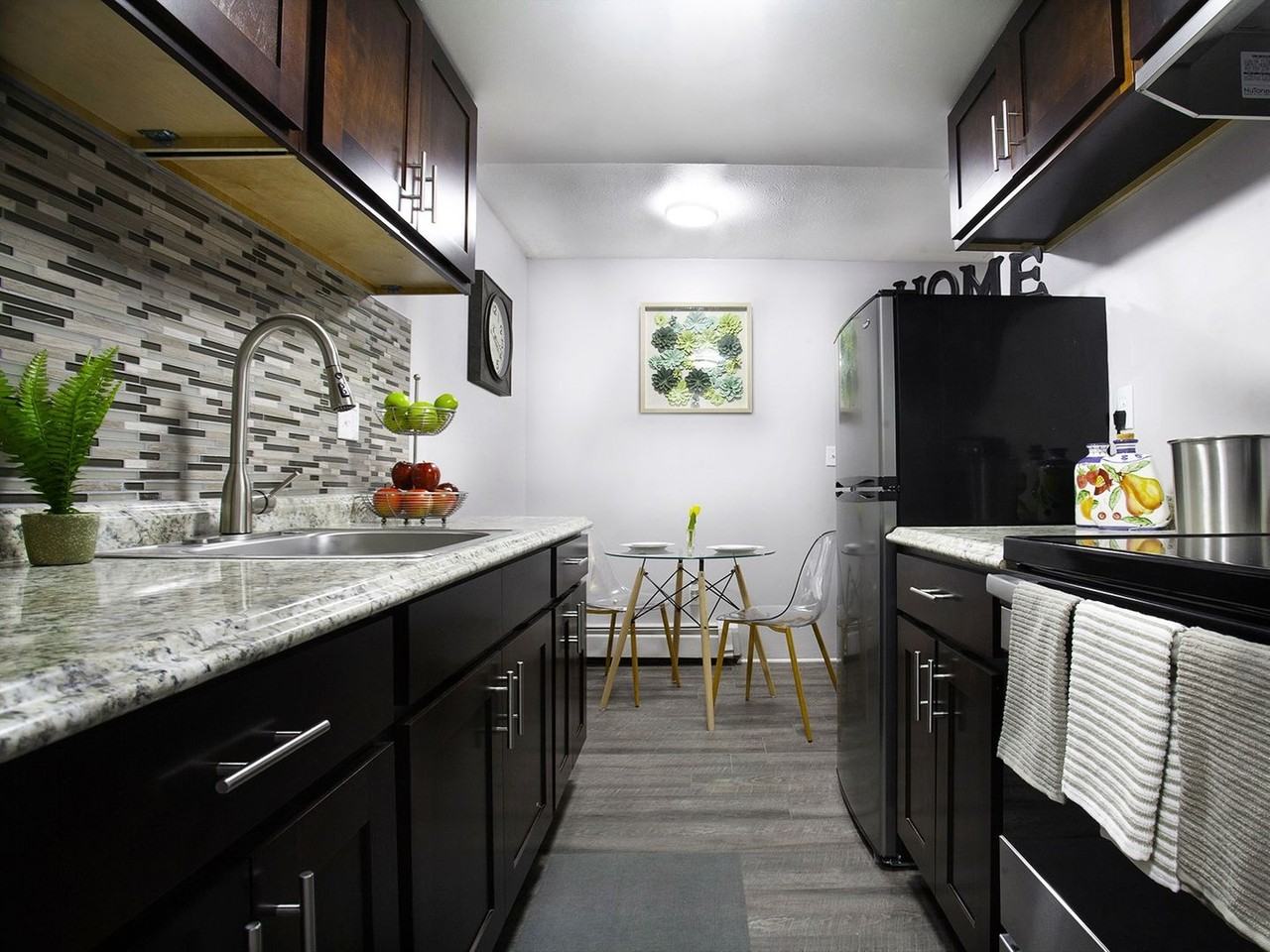 Smartland Breakwater Tower - Photo 6 of 28