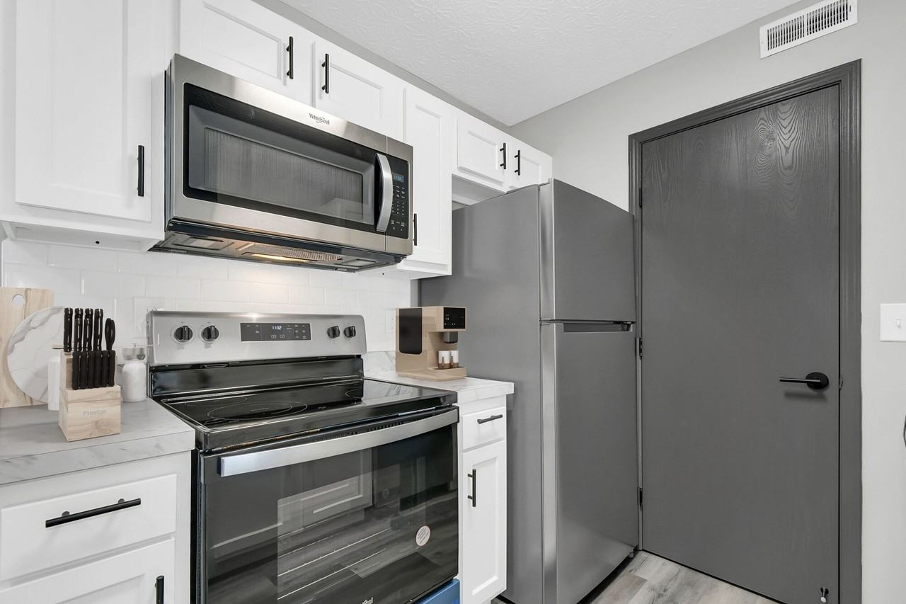 Parkview Apartments - Photo 7 of 26