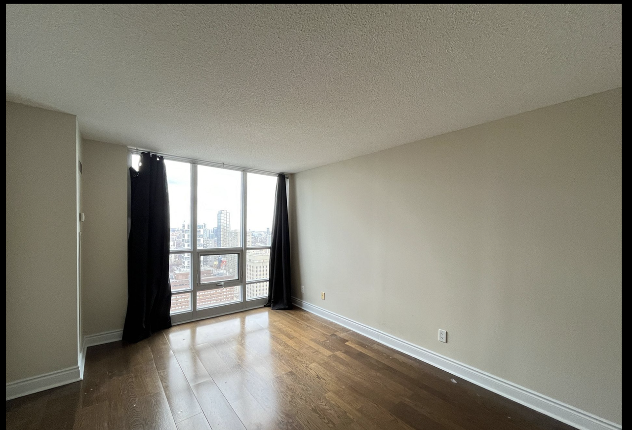 763 Bay Street - Photo 2 of 8