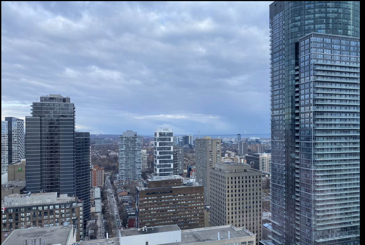 763 Bay Street - Photo 6 of 8