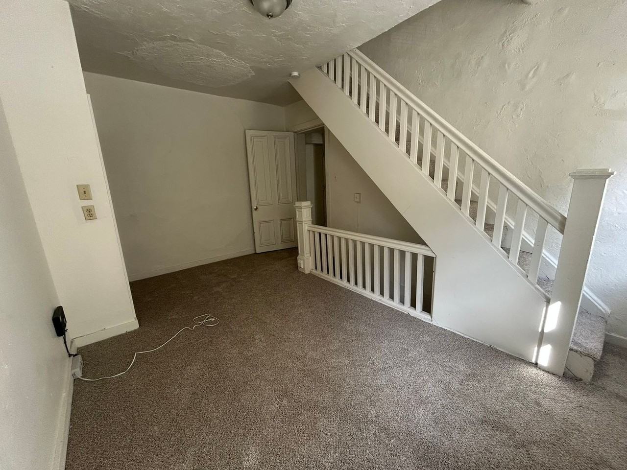 77 Bates Street #1 - Photo 7 of 15