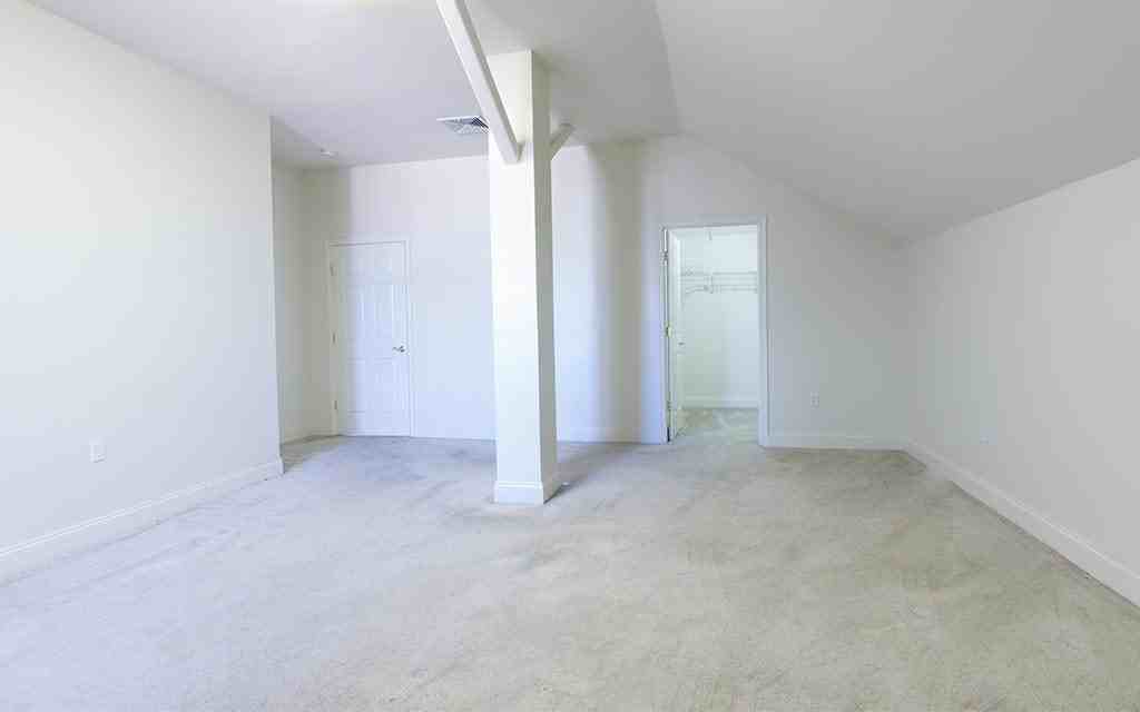 Spaxalaya 650 Park LLC - Photo 4 of 17