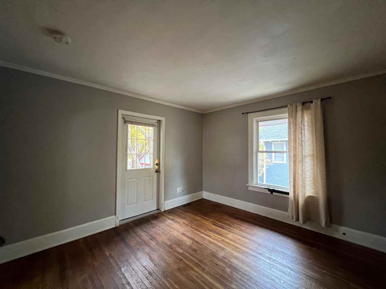 1109 42nd St. #2 - Photo 7 of 10