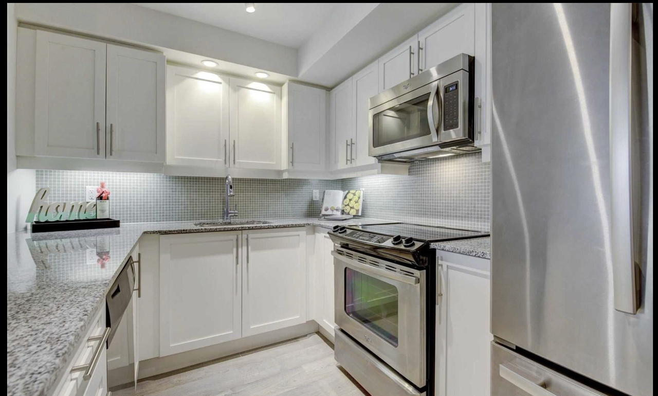 85 East Liberty Street - Photo 5 of 8