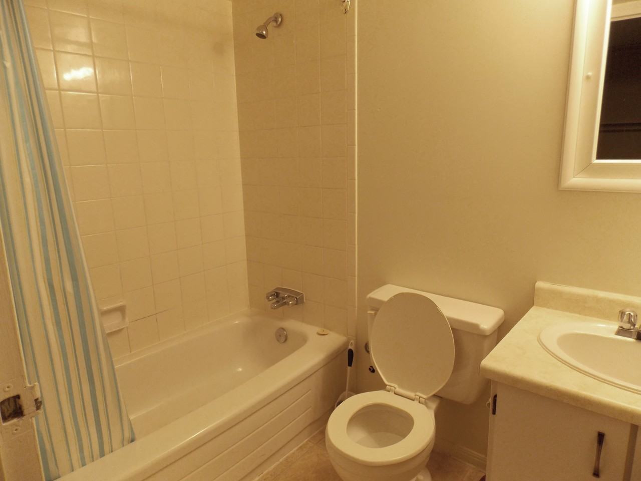 82 Ontario Street #207 - Photo 5 of 7