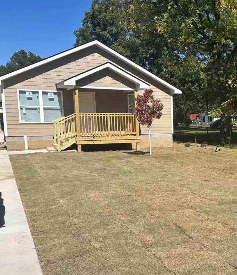 3712 School Street - Photo 2 of 7