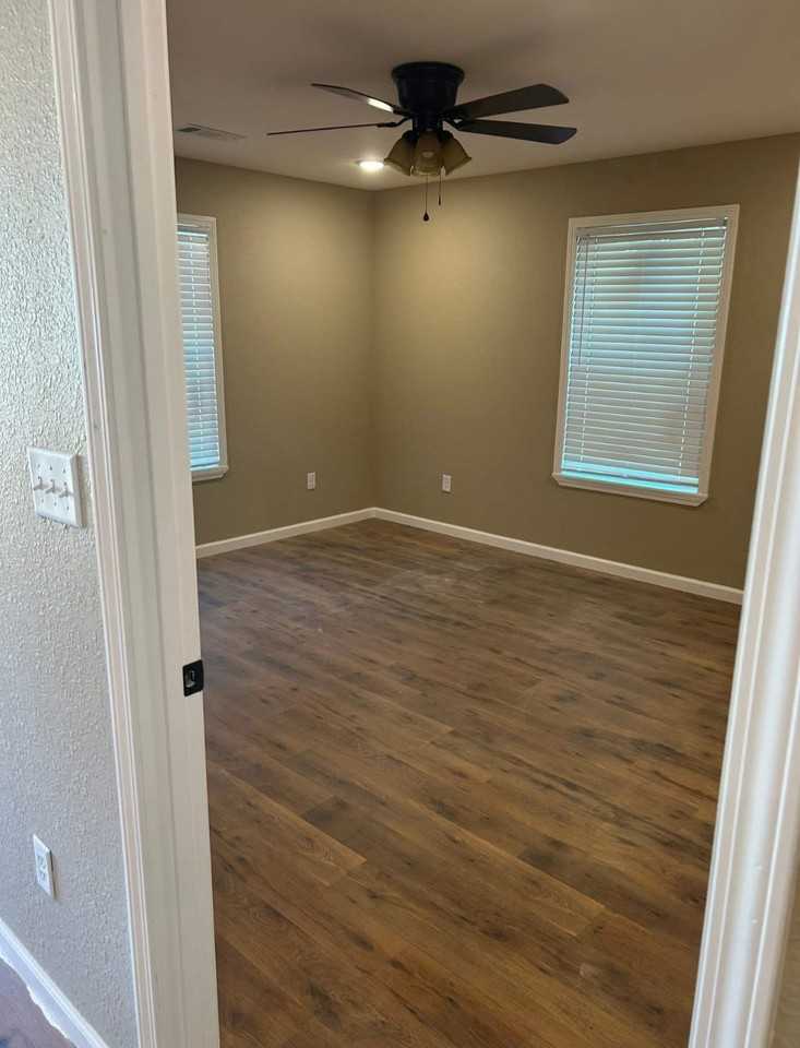 3712 School Street - Photo 4 of 7